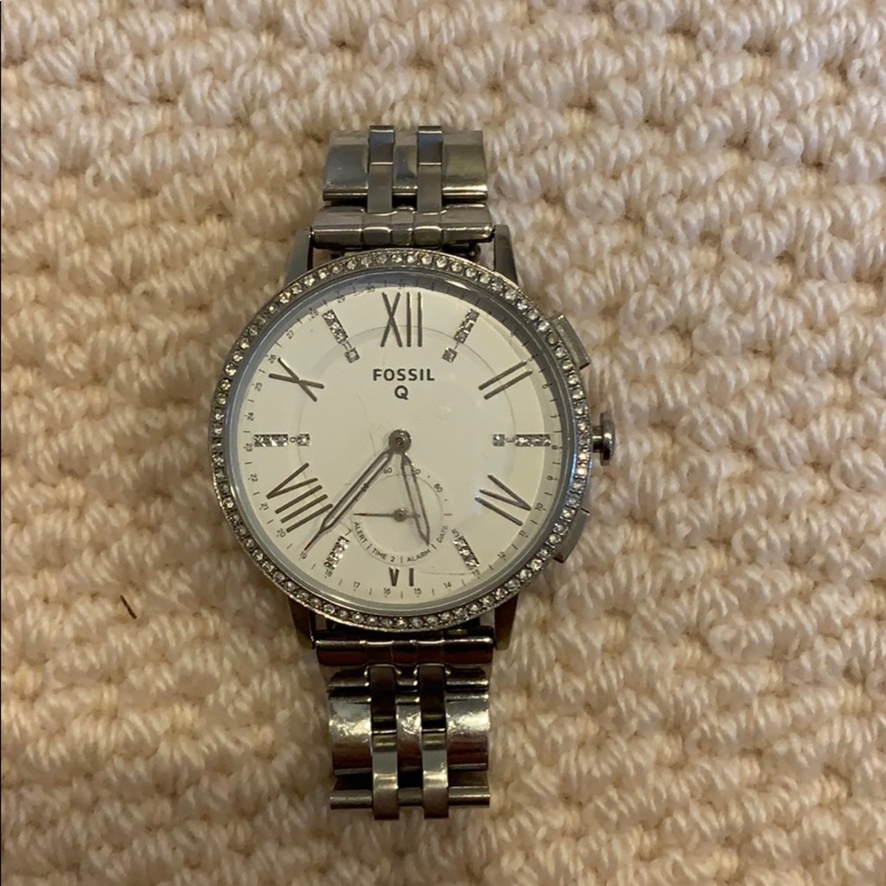 silver fossil Q watch